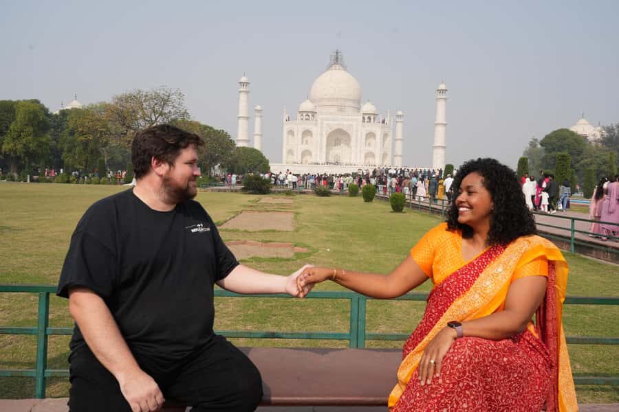 From Delhi: Taj Mahal Day Tour with 5 Star Hotel Lunch - In-Depth Look at the Itinerary