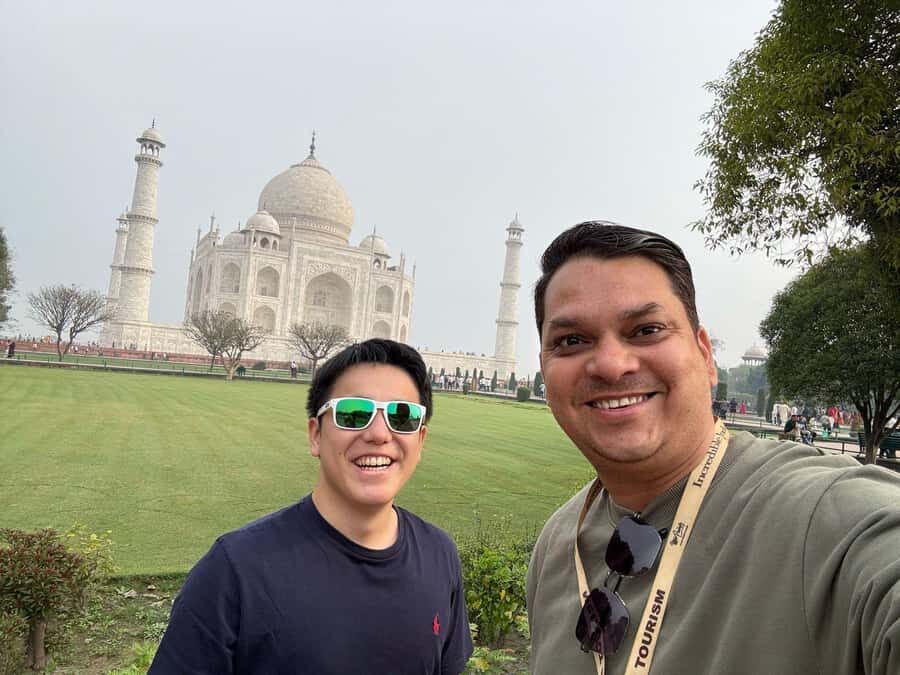 From Delhi Taj Mahal & full Day Agra Tour with 5 star lunch - Who Would Love This Tour?