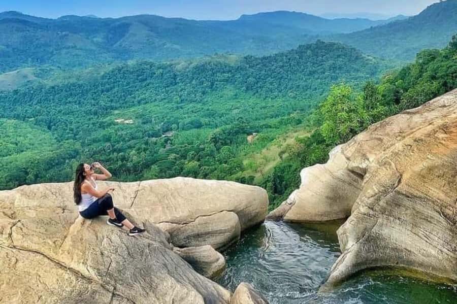 From Ella: Upper Diyaluma Infinity Pools Bath & Ravana Falls - Exploring the Upper Diyaluma Infinity Pools