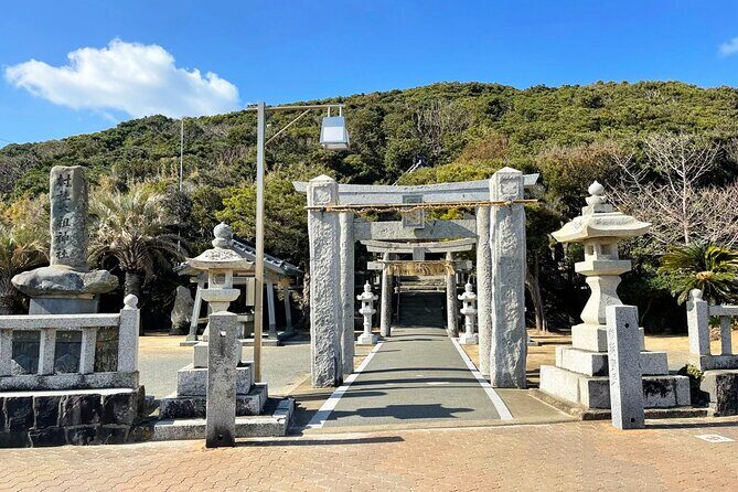 From Fukuoka Kyushu Itoshima Hidden Gems Day Tour - Transportation and Group Experience