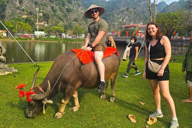 From Hanoi: Luxury Private Tour to Local Family, Tam Coc & Hoa Lu - What the Tour Includes and What to Consider