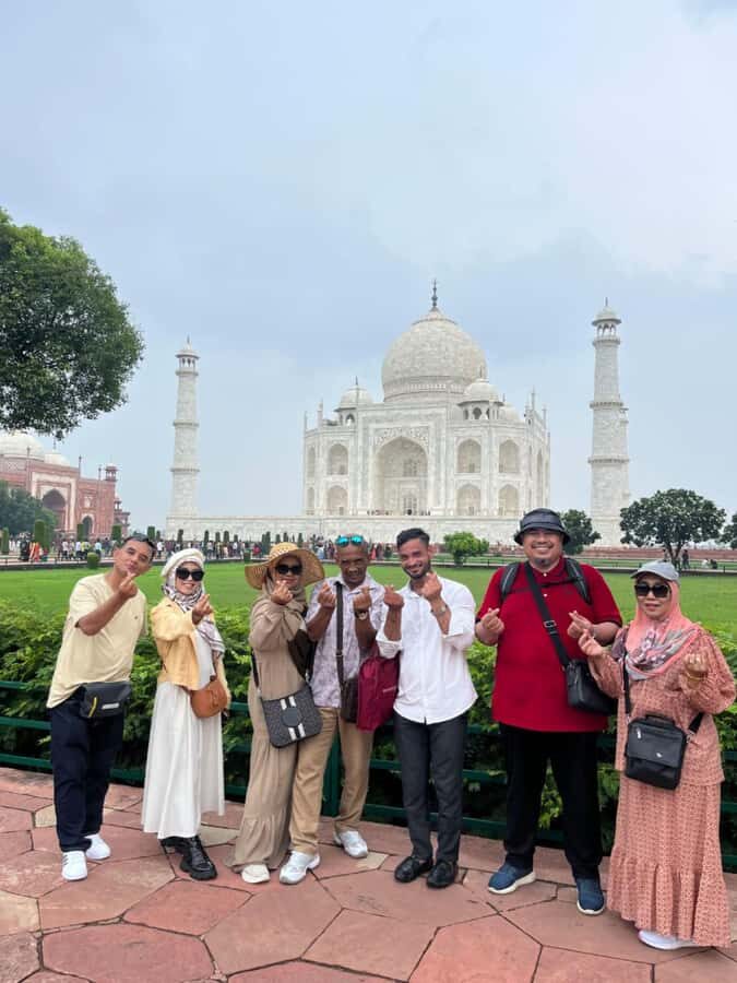 From Jaipur: Taj Mahal and Agra Fort Tour with 5* Lunch - The Value of This Tour