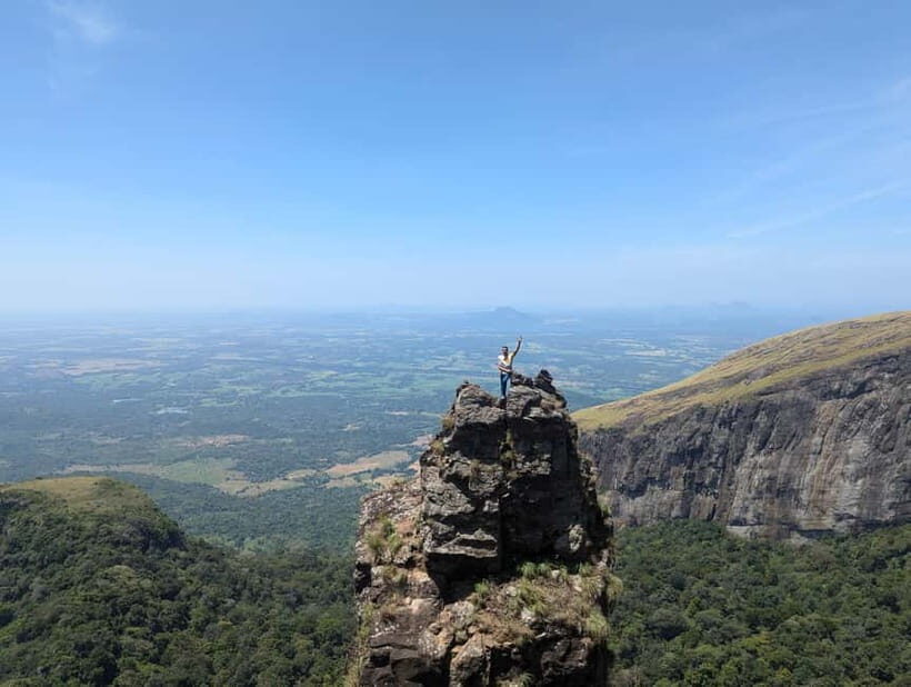 From Kandy: Kanawiddagala and Yahangala Twin Peak Hike - The Value of the Tour