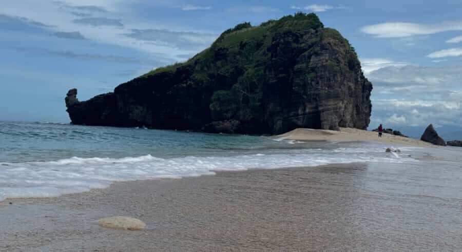 From Manila: Zambales Island Hopping Day Trip - What Makes This Tour Stand Out?