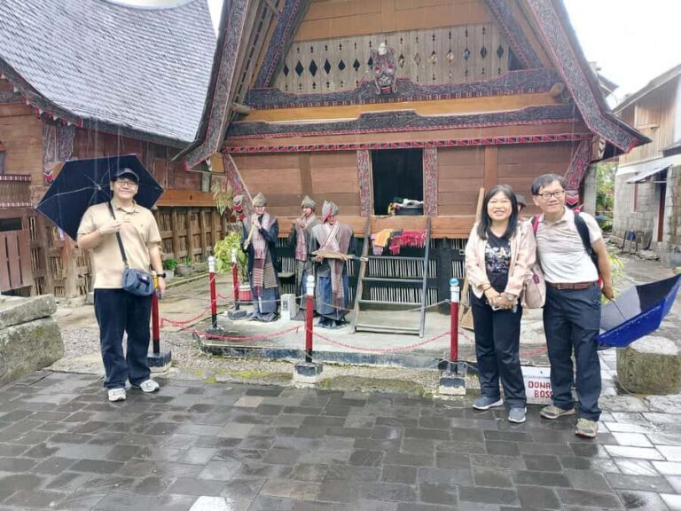 From Medan: 3-Day Lake Toba & Samosir Island Tour - FAQ