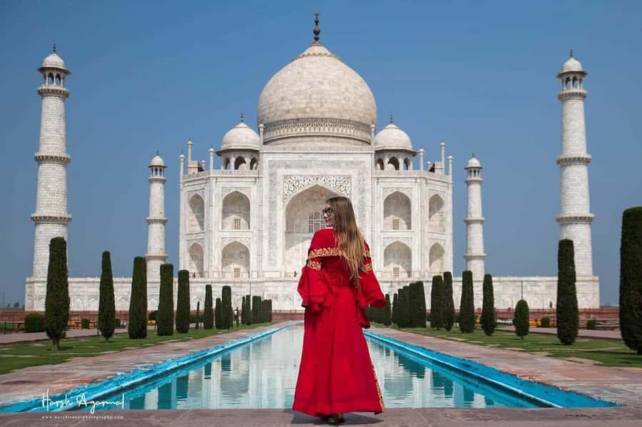From Mumbai: 2 Days Taj Mahal & Agra, Delhi Tour With Flight - The Value of Guided Tours and Private Transfers
