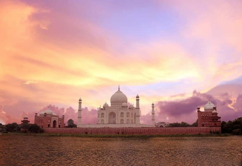 From Mumbai: Taj Mahal & Agra 2 Days Experience with Flights - What Makes This Tour Stand Out?