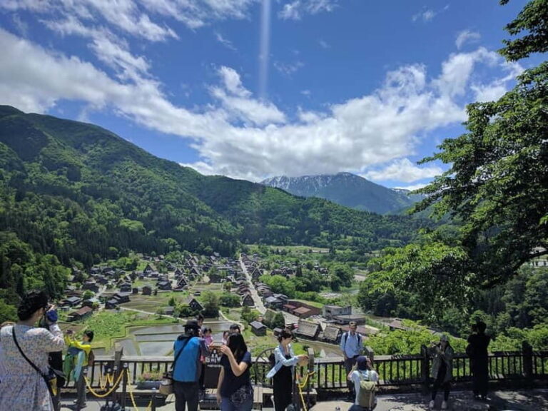 From Osaka/Kyoto: Shirakawa-go and Gokayama Day Tour - FAQ