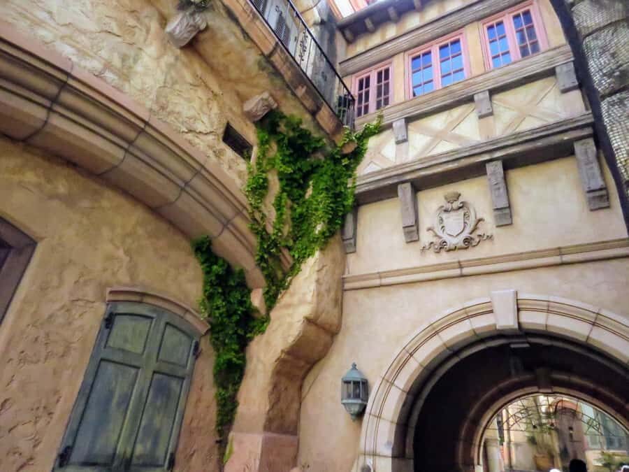 From Osaka/Wakayama: Barbeque and Shopping at Marina City - Why It Works Well for Travelers