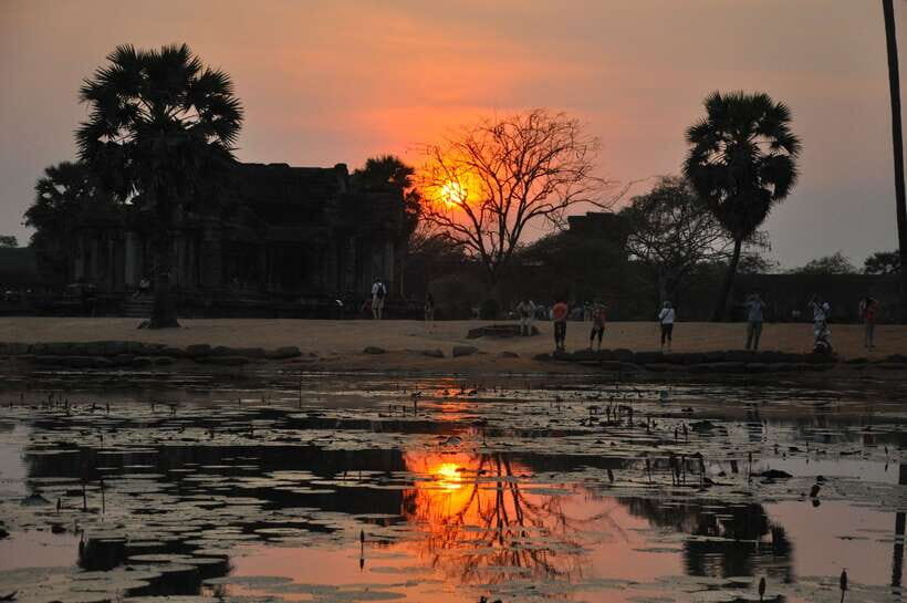 From Siem Reap: Angkor Wat Sunrise Small Group Tour - What’s Included & What to Keep in Mind