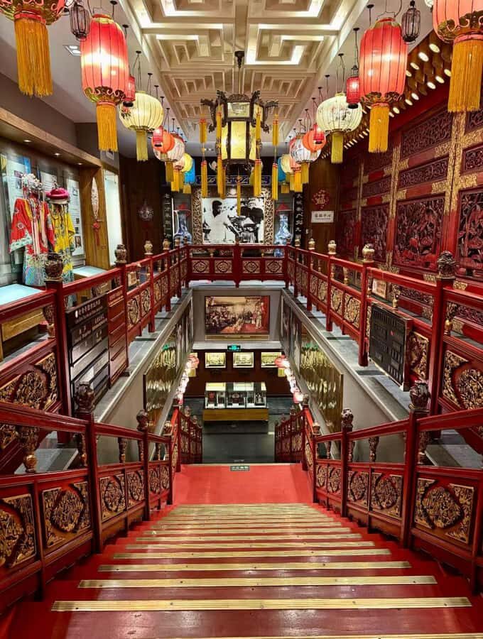 From Street to Stage: A Beijing Culinary & Cultural Journey - Transitioning to a Classic Beijing Dinner