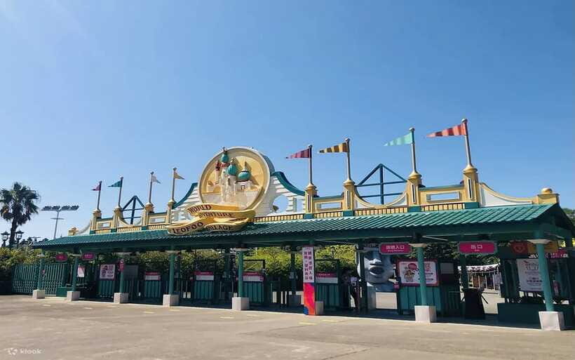 From Taipei: Leofoo Village Entry Tickets + Round Trip Bus - The Transportation Experience