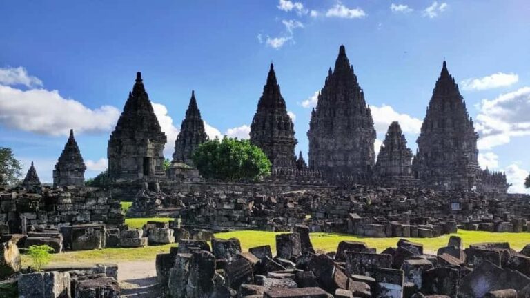 From Yogyakarta: Prambanan Temple Guided Tour - Exploring the Prambanan Temple Complex