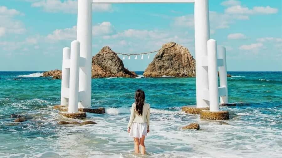 Fukuoka: Itoshima Waterfall, Ramen, and Fukuoka Tower Tour - What to Expect: An Authentic and Well-Rounded Day