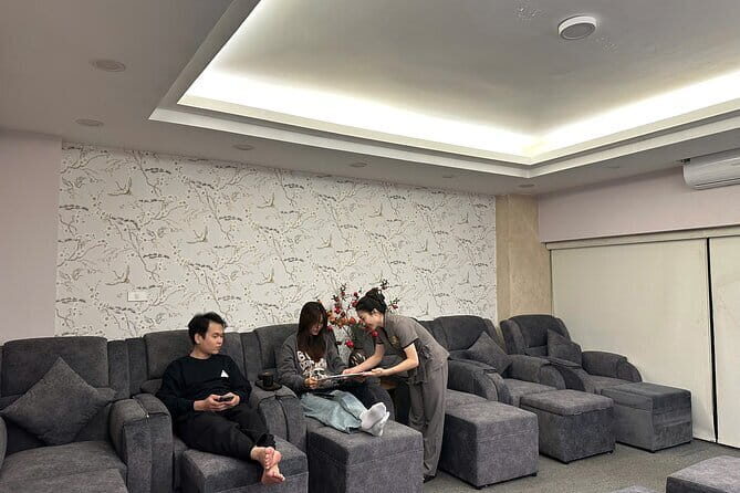 Full Body Combo with Aromatherapy or Deep Tissue treatment - The Value for Money and Booking Experience