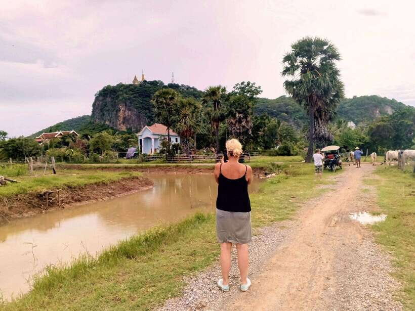 Full-day: Handicraft, Bamboo train, Killing cave, Bat Cave - Discovering Handicrafts and Villages