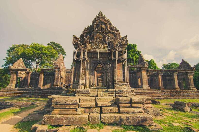 Full-Day Preah Vihear, Koh Ker and Beng Mealea Private Tour - Exploring Preah Vihear: Cambodia’s Cliff-Top Wonder