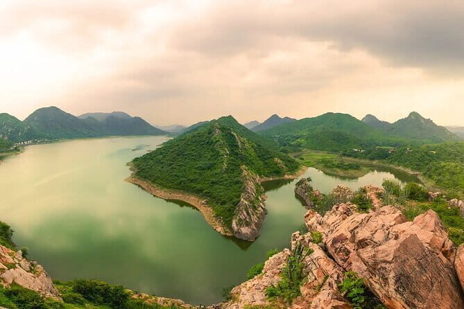 Full-Day Private Udaipur Sightseeing Tour with Optional Guide - The Itinerary Breakdown: What You’ll Experience