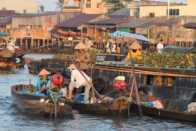 Full-Day Trip to Cai Be Village and Mekong Delta Boat Ride - The Itinerary: What to Expect from Dawn till Dusk