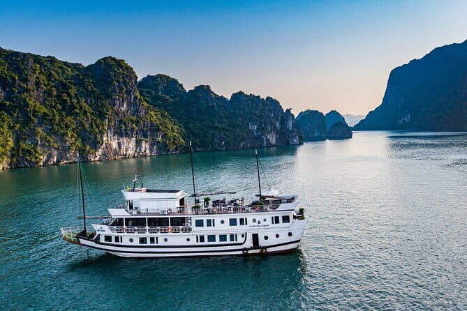 Garden Bay Cruises - Traditional Wooden Boat to Bai Tu Long Bay - What’s Included and What’s Not