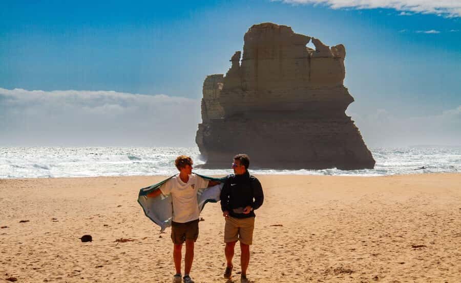 Great Ocean Road Tour w/ Deluxe Minibus & Top-Rated Guide - Coastal Highlights and Scenic Stops