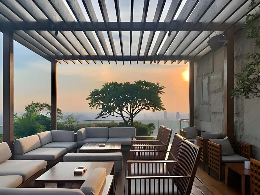 GuangZhou: 70 Floor RoofTop openair Bar, Sunset & Light Show - How the Tour Fits into Your Guangzhou Itinerary