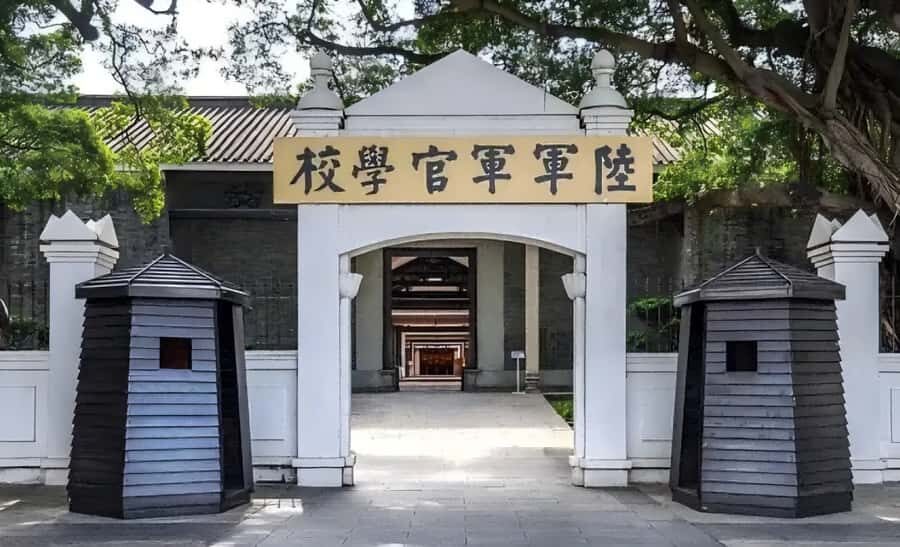 Guangzhou: City Highlights Tour with Lunch & Guide - In-Depth Breakdown of the Tour