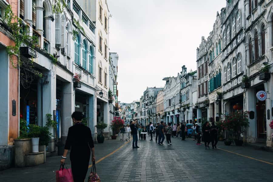 Guangzhou: colonial heritage and traditional culture tour - Practical Details and Tips for the Tour