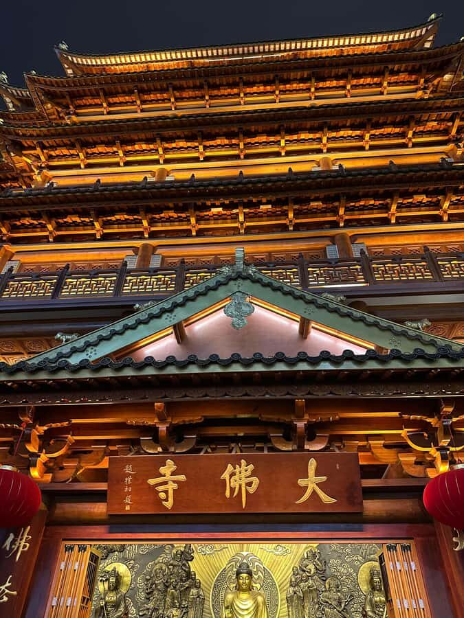 Guangzhou: Modernity, Markets, Tángshu, Temple & Sachet DIY - Exploring Guangzhou’s Heritage with a Modern Twist