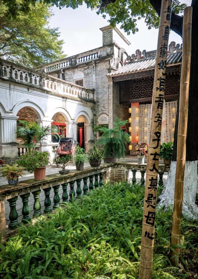 Guangzhou Water Town, Ancient Villages & Liquor Museum Tour - Exploring the Dayan Mountain and Its Natural Charm