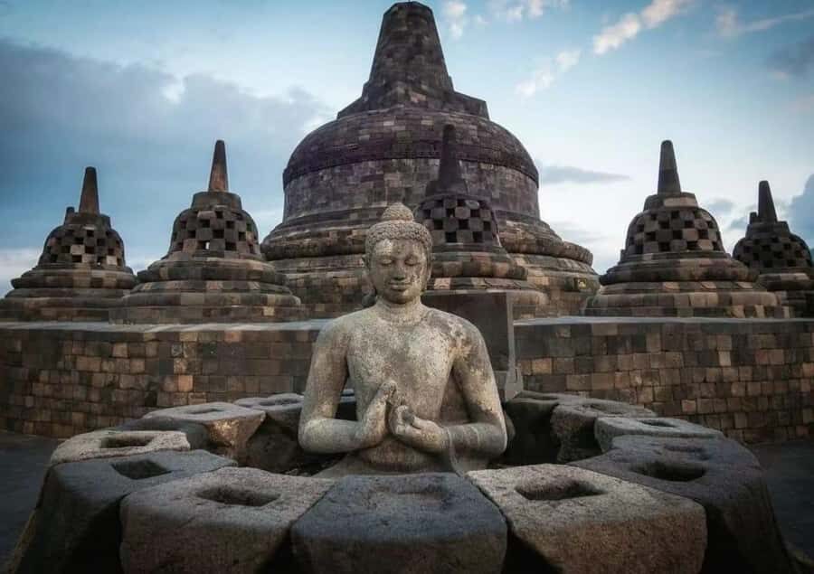 Guarantee Borobudur Temple Structure & Elo Rafting. - What Makes This Tour Special?