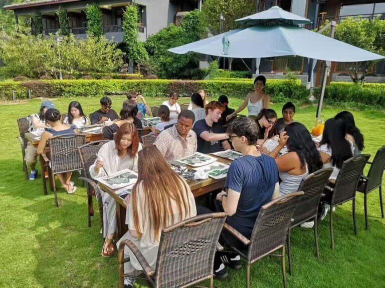 Guilin: Chinese Calligraphy and Chinese-Style Fan Painting - The Art of Chinese Calligraphy in Guilin