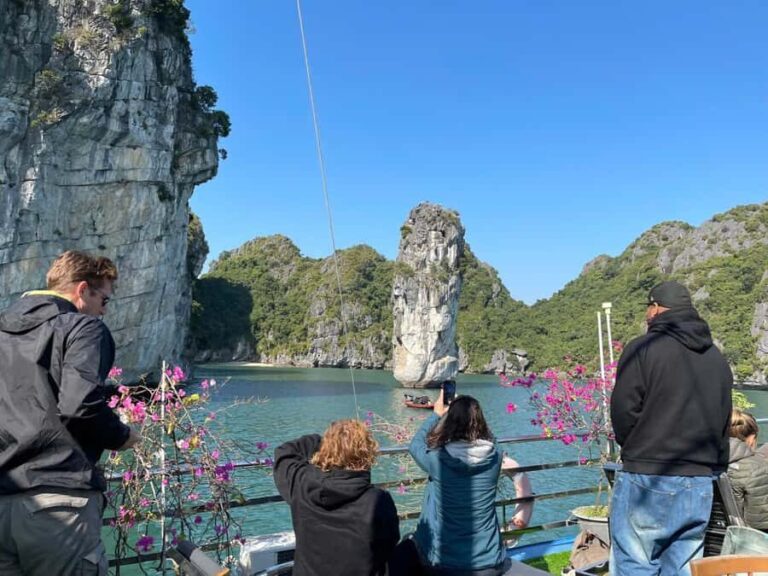 Ha Noi/Cat Ba: Lan Ha bay-Viet Hai village Cycling, Kayaking - What Makes This Tour Stand Out?