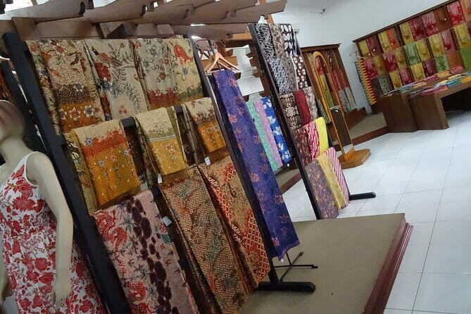 Half Day Bali Shopping Art Village Private Tour - Who Would Love This Tour?