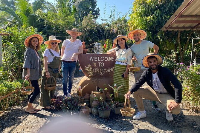 Half Day Chiang Mai Cooking Class and Market Taste Tour - The Experience Environment & Atmosphere