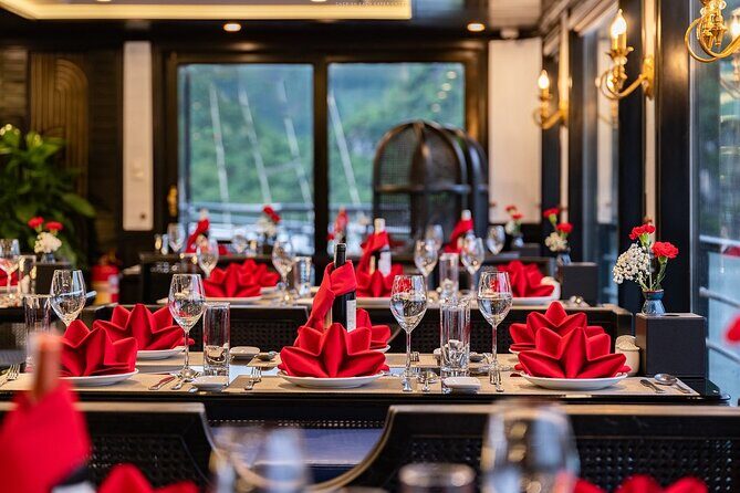 Halong & Lan Ha Bay Luxury Cruise 3 Days 2 Nights from Hanoi - Discovering the Itinerary in Detail