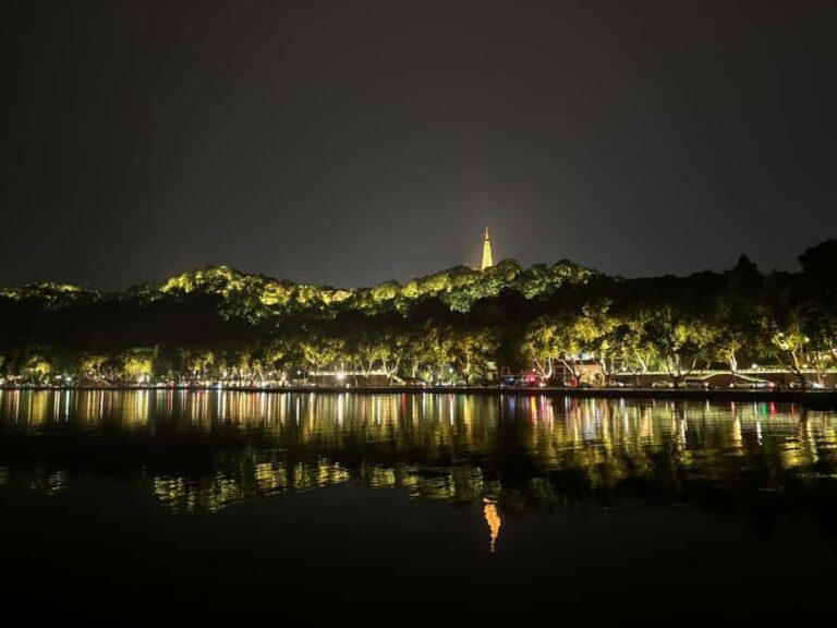 Hangzhou After Dark: Baoshi Hill for the Adventurous - Why This Tour Feels Special