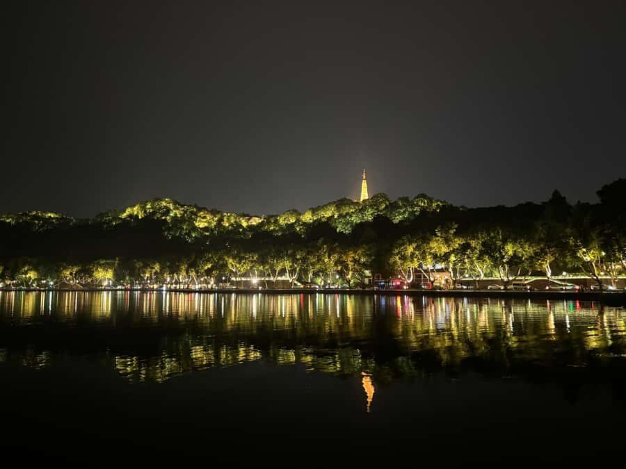 Hangzhou After Dark: Baoshi Hill for the Adventurous - Why This Tour Feels Special