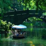 Hangzhou: West Lake Yuloh Boat with Local Guide - A Deep Dive into the West Lake Yuloh Boat Tour