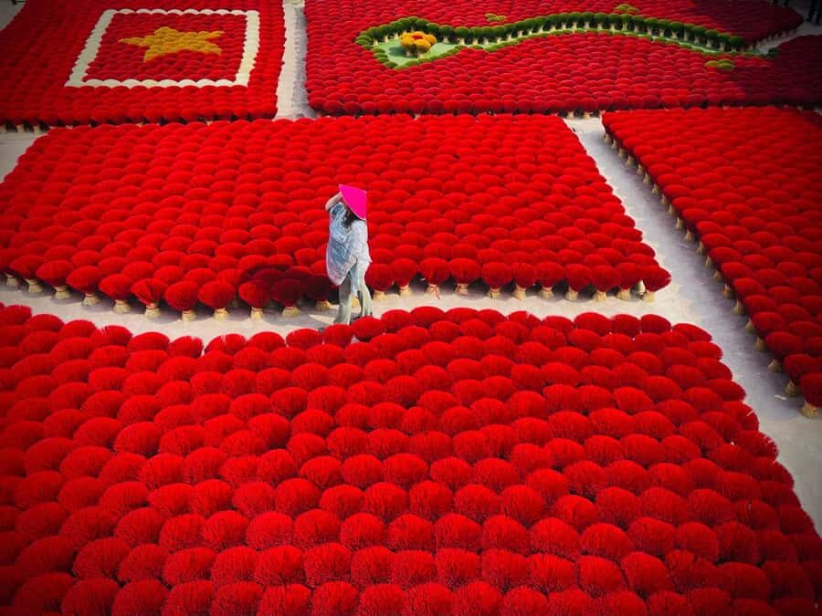 Hanoi: Dong Ky Carpentry Village or Hat & Incense Village - Who Will Love This Tour?