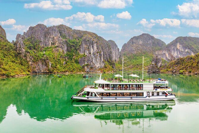 Hanoi: Ha Long bay Luxury Day cruise: Buffet-Kayaking and Jacuzzi - What’s Included and What to Expect