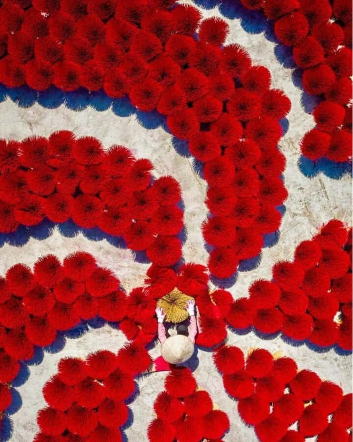 Hanoi Soy Sauce Village Or Hat & Incense Village SMALL GROUP - Cu Da Ancient Village: A Walk Through History and Culinary Traditions