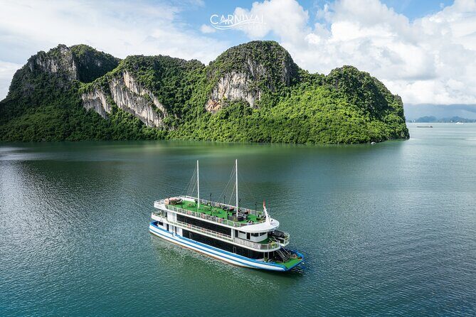 Hanoi to Halong Luxury Cruise Cave Tours Kayaking and Jacuzzi - The Journey to Halong Bay