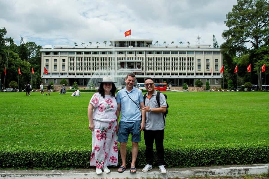 HCM: Half-day City Iconic Landmarks with Local Guide - Starting Point and Convenience  