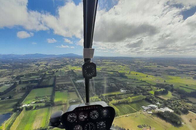 Helicopter trial Flight. Have a go at being the pilot - Practical Details and Tips