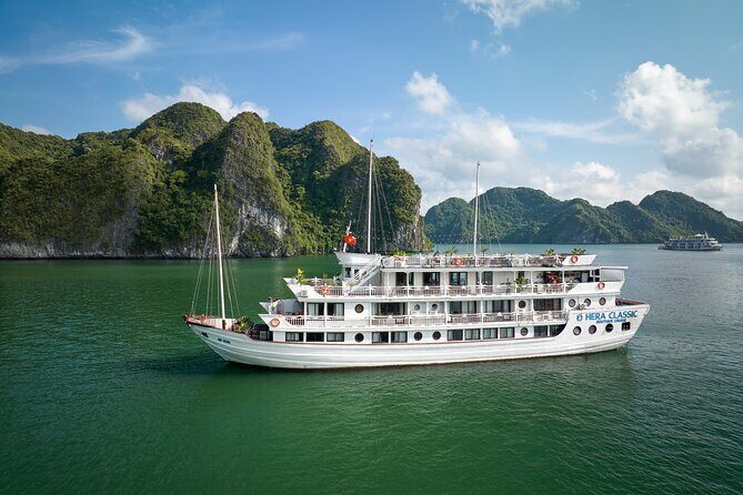 HERA CLASSIC Boutique Cruise Halong Bay 2 Days 1 Night Trip - The Overall Experience