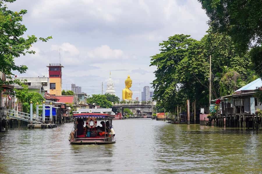 Hidden Bangkok: Local Canal & Artist Village by EV Boat - Kudichin Village – A Cultural Melting Pot