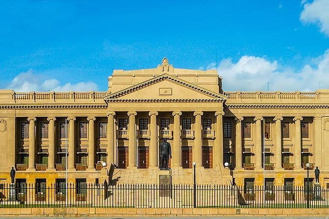 Highlights Colombo Day Tour with Afternoon High Tea in Kingsbury Hotel - The High Tea Experience at Kingsbury Hotel