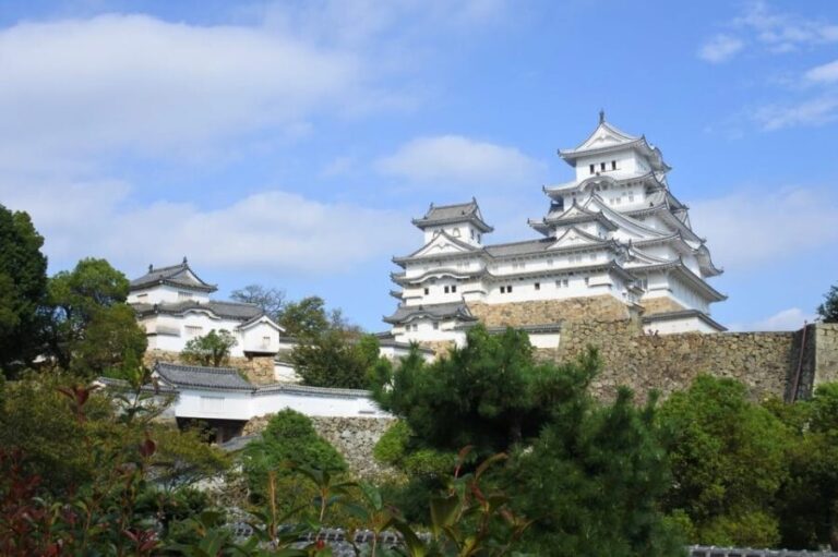Himeji: Express Guided Tour of Himeji Castle in 90 Minutes - What to Expect