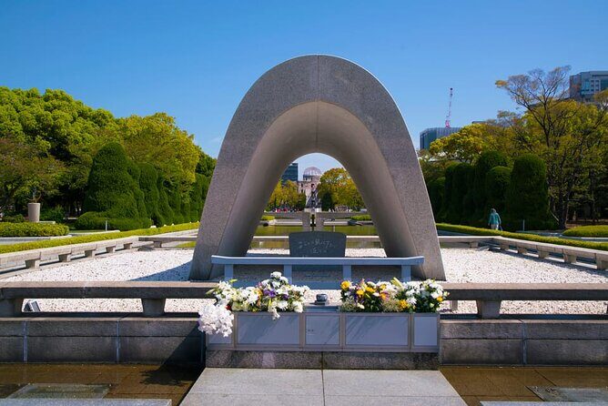 Hiroshima and Miyajima Private Day Tour from Kyoto/Osaka - Detailed Breakdown of the Itinerary